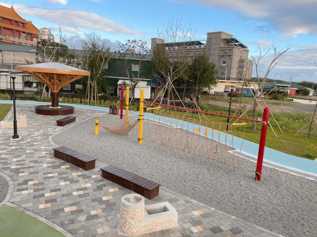 共融公園勇者闖關區