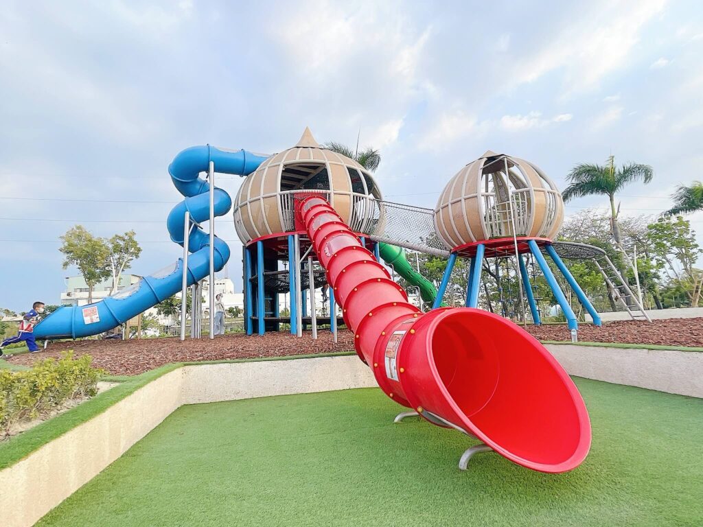 屏東 縣民公園共融遊戲場