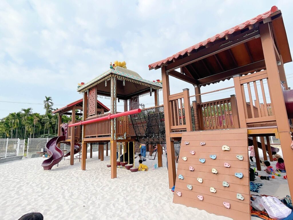 客家花轎主題遊具