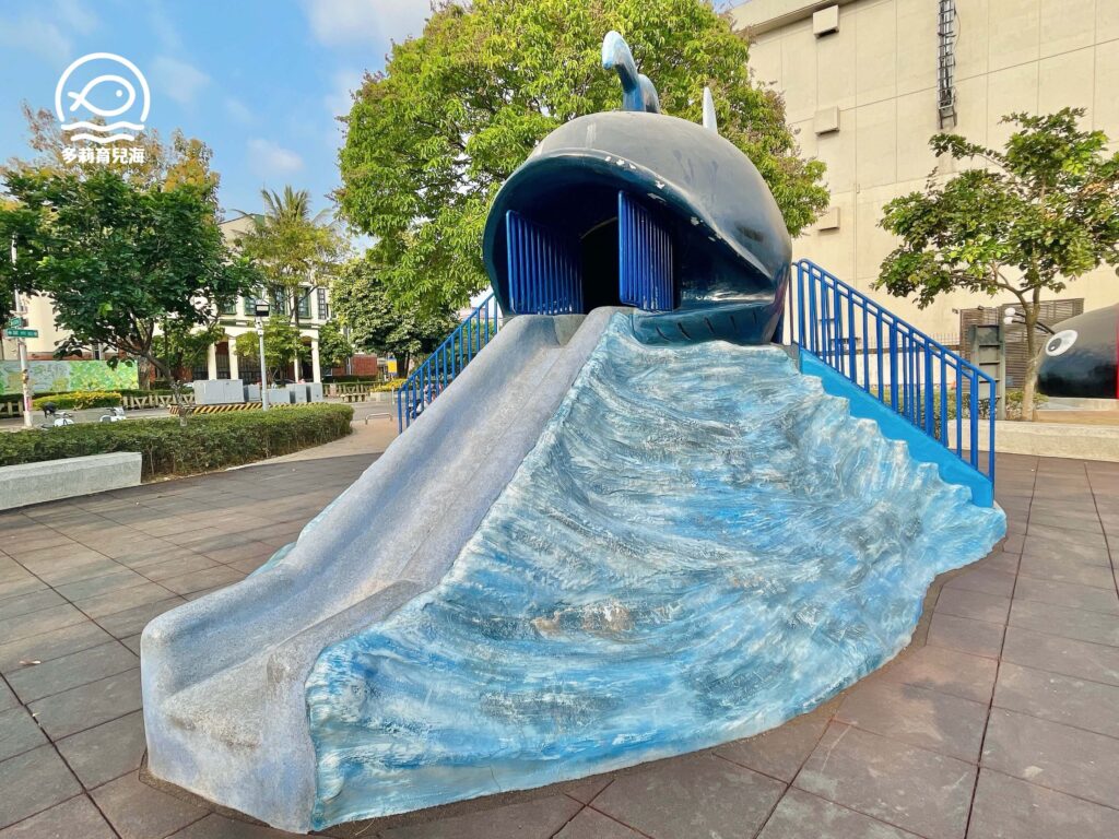 勝利動物溜滑梯公園