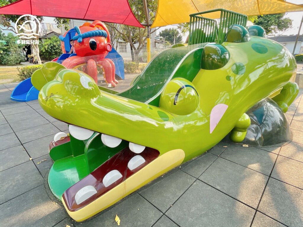 勝利動物溜滑梯公園