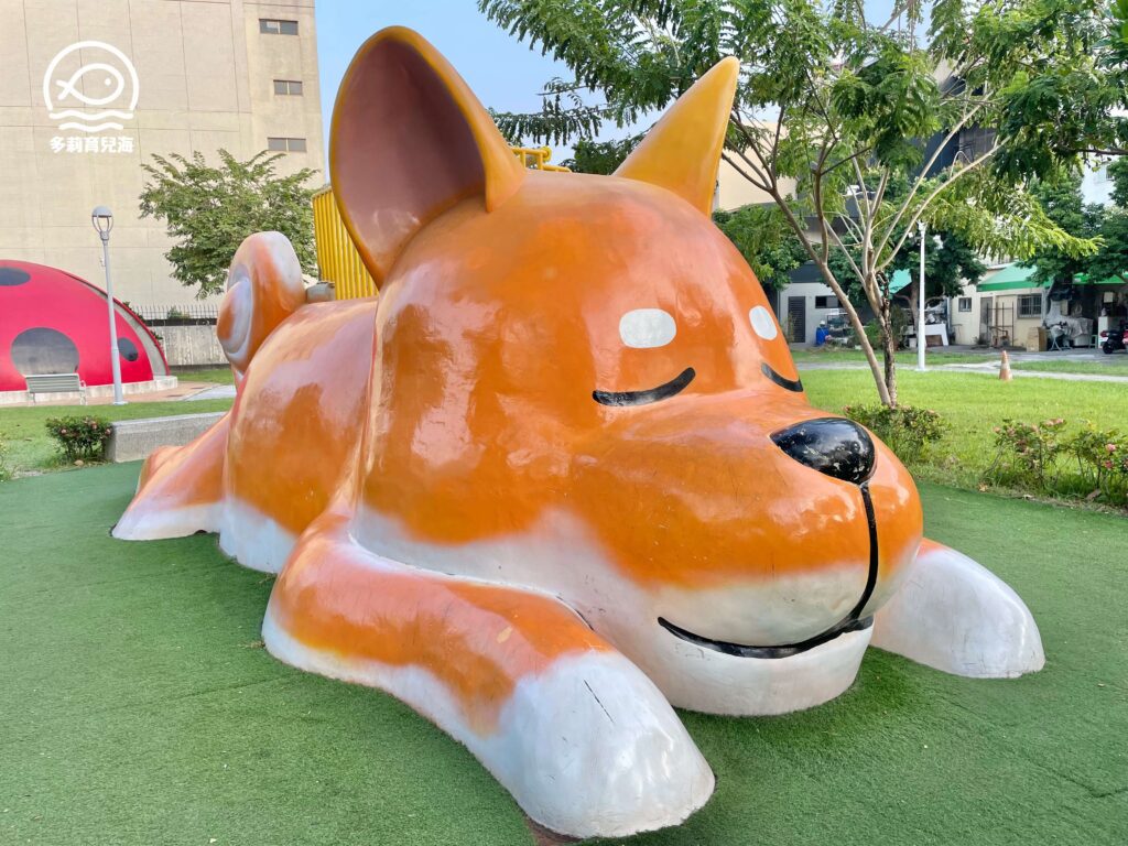 勝利動物溜滑梯公園