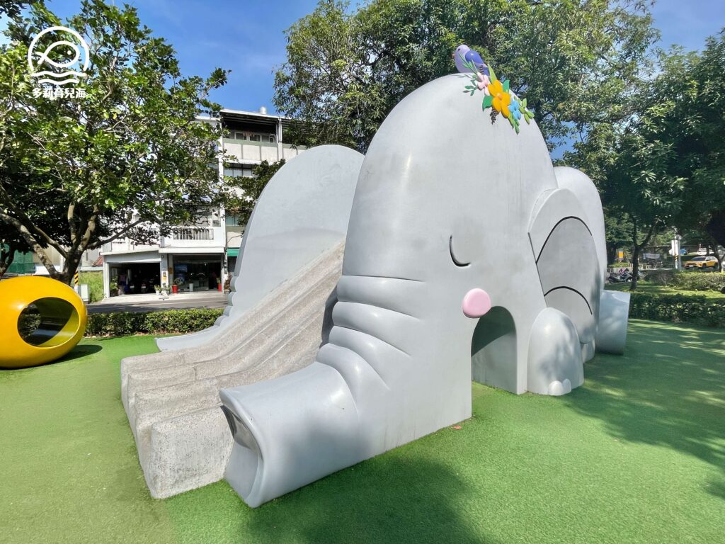 勝利動物溜滑梯公園